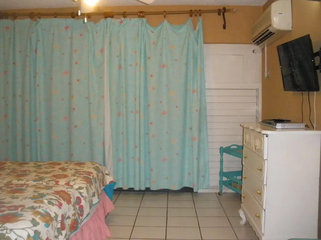 Apartment Villa Criss Ocho Rios Jamaica