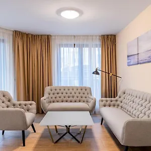 https://modernly-furnished-apartments-on-aldomirovska-str.sofiahotelsbg.com
