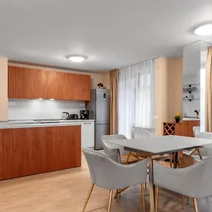 https://modernly-furnished-apartments-on-aldomirovska-str.sofiahotelsbg.com