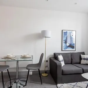 https://contemporary-1-bedroom-apartment-leeds-west-yorkshire.yorkshirehotels.net